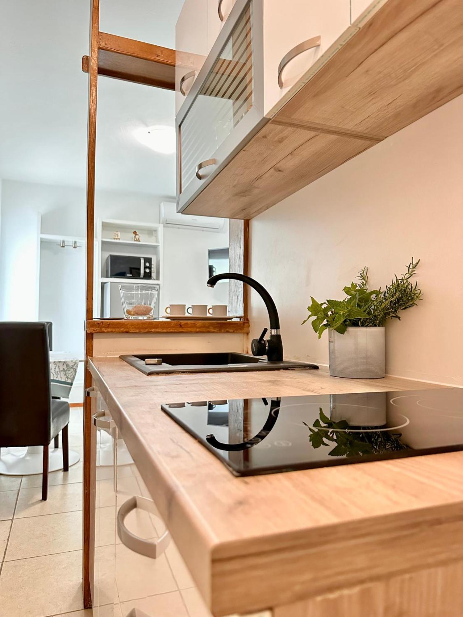 Apartments Z Нивице Екстериор снимка